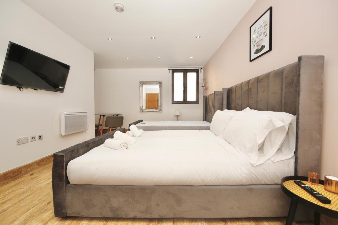 Edgware Hub Otel Londra Dış mekan fotoğraf