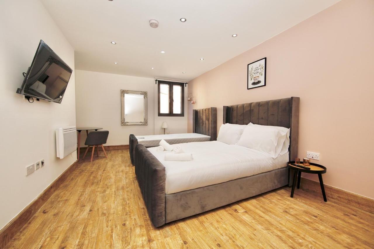 Edgware Hub Otel Londra Dış mekan fotoğraf
