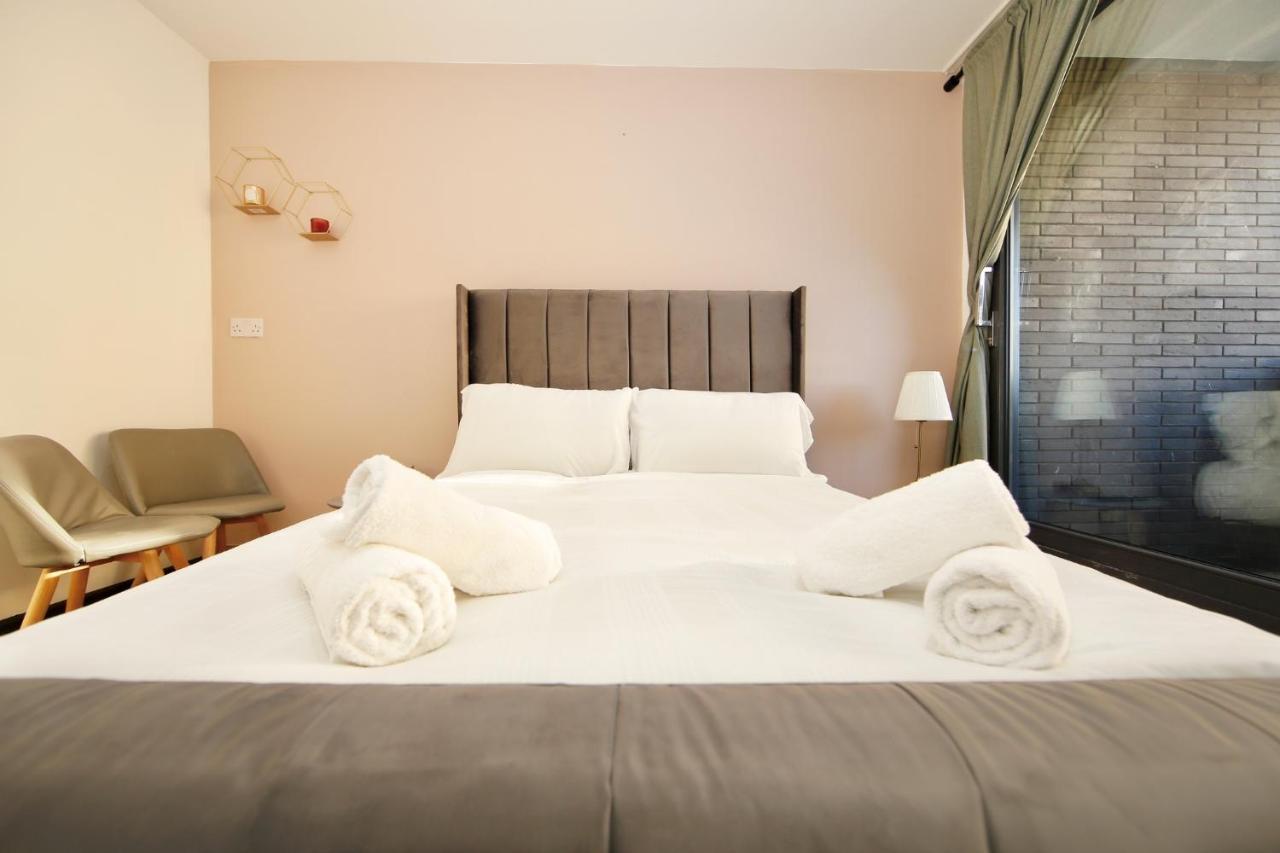 Edgware Hub Otel Londra Dış mekan fotoğraf
