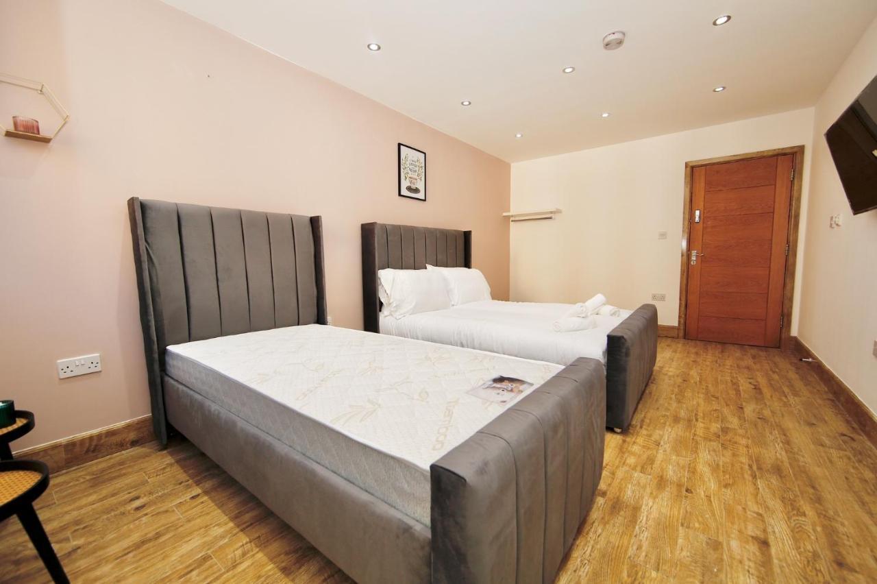 Edgware Hub Otel Londra Dış mekan fotoğraf