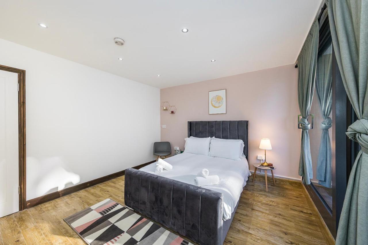 Edgware Hub Otel Londra Dış mekan fotoğraf